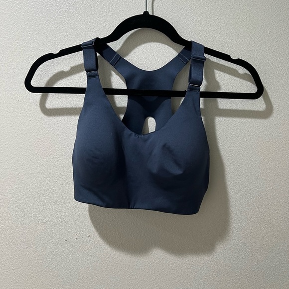Calia by Carrie Underwood Women's Dark Blue Pullover Sports Bra, size small, EUC - Picture 1 of 5